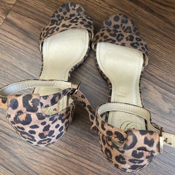 Cheetah high heels - Picture 2 of 5